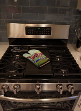 Load image into Gallery viewer, Azawakh Hound Oven Mitt 7001OVMT