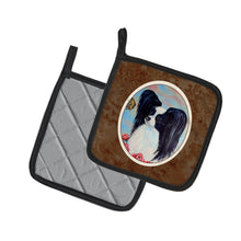 Load image into Gallery viewer, Papillon Black and White Pot Holders - Set of 2 Decorative Kitchen Helpers | Made in the USA 7040PTHD