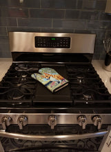 Load image into Gallery viewer, Corgi Oven Mitt 7054OVMT