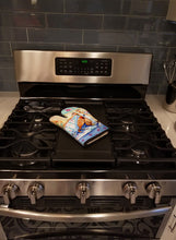 Load image into Gallery viewer, Whippet Waiting on you Oven Mitt 7081OVMT