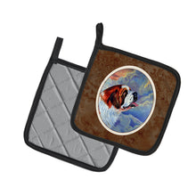 Load image into Gallery viewer, Saint Bernard Loyalty Pot Holders - Set of 2 Decorative Kitchen Helpers | Made in the USA 7085PTHD