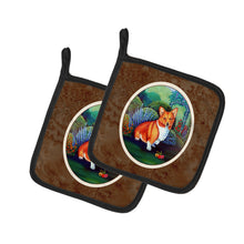 Load image into Gallery viewer, Corgi Pot Holders - Set of 2 Decorative Kitchen Helpers | Made in the USA 7118PTHD