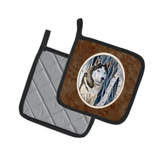 Load image into Gallery viewer, Siberian Husky Pot Holders - Set of 2 Decorative Kitchen Helpers | Made in the USA 7137PTHD