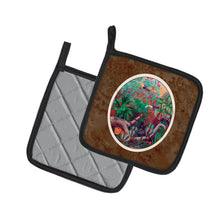 Load image into Gallery viewer, Bird - Toucan Pot Holders - Set of 2 Decorative Kitchen Helpers | Made in the USA 7144PTHD