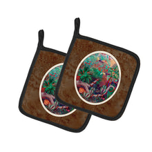 Load image into Gallery viewer, Bird - Toucan Pot Holders - Set of 2 Decorative Kitchen Helpers | Made in the USA 7144PTHD