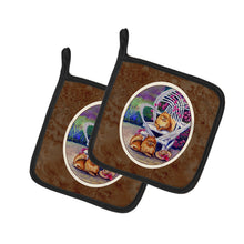 Load image into Gallery viewer, Red Pomeranians Pot Holders - Set of 2 Decorative Kitchen Helpers | Made in the USA 7176PTHD