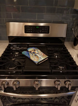 Load image into Gallery viewer, Buff Cocker Spaniel Oven Mitt 7178OVMT