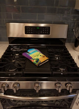 Load image into Gallery viewer, Pug Oven Mitt 7183OVMT