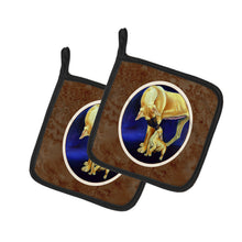 Load image into Gallery viewer, Great Dane and Puppy  Pot Holders - Set of 2 Decorative Kitchen Helpers | Made in the USA 7208PTHD