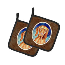 Load image into Gallery viewer, Vizsla Pot Holders - Set of 2 Decorative Kitchen Helpers | Made in the USA 7230PTHD
