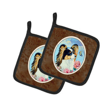 Load image into Gallery viewer, Papillon Pot Holders - Set of 2 Decorative Kitchen Helpers | Made in the USA 7242PTHD