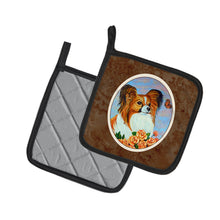 Load image into Gallery viewer, Papillon Pot Holders - Set of 2 Decorative Kitchen Helpers | Made in the USA 7246PTHD