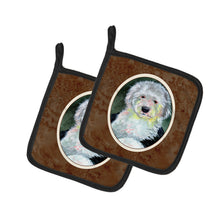 Load image into Gallery viewer, Old English Sheepdog Pot Holders - Set of 2 Decorative Kitchen Helpers | Made in the USA 7252PTHD