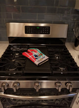 Load image into Gallery viewer, Lady with her Schipperke Oven Mitt 7269OVMT