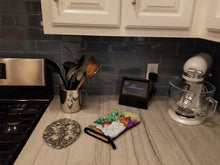 Load image into Gallery viewer, Papillon Oven Mitt 7274OVMT