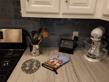 Load image into Gallery viewer, Cowboy Corgi Oven Mitt 7283OVMT