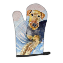 Load image into Gallery viewer, Cozy Airedale Terrier Oven Mitt 7335OVMT