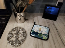 Load image into Gallery viewer, Magnolia Pot Holders - Set of 2 Decorative Kitchen Helpers | Made in the USA 8003PTHD