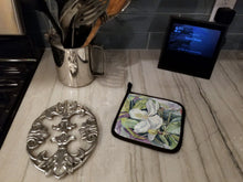 Load image into Gallery viewer, Magnolia Pot Holders - Set of 2 Decorative Kitchen Helpers | Made in the USA 8004PTHD