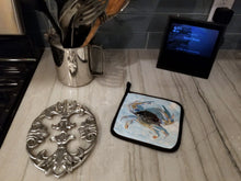 Load image into Gallery viewer, Blue Crab Pot Holders - Set of 2 Decorative Kitchen Helpers | Made in the USA 8011PTHD