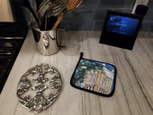 Load image into Gallery viewer, Clock Tower Pot Holders - Set of 2 Decorative Kitchen Helpers | Made in the USA 8122PTHD