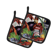 Load image into Gallery viewer, Louisiana Spices Pot Holders - Set of 2 Decorative Kitchen Helpers | Made in the USA 8131PTHD
