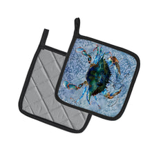 Load image into Gallery viewer, Crab Pot Holders - Set of 2 Decorative Kitchen Helpers | Made in the USA 8151PTHD