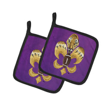 Load image into Gallery viewer, Tiger Football Fleur de lis  Pot Holders - Set of 2 Decorative Kitchen Helpers | Made in the USA 8205-2PTHD