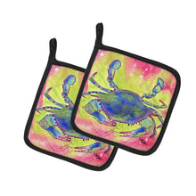 Load image into Gallery viewer, Crab Pot Holders - Set of 2 Decorative Kitchen Helpers | Made in the USA 8343PTHD