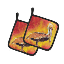 Load image into Gallery viewer, Pelican Pot Holders - Set of 2 Decorative Kitchen Helpers | Made in the USA 8344PTHD