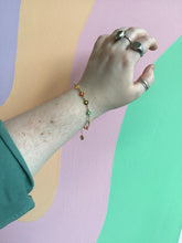 Load image into Gallery viewer, Daisy Chain Titanium Bracelet