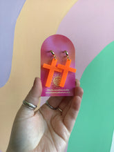 Load image into Gallery viewer, Spring Cross Earrings