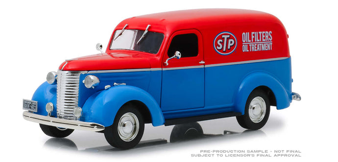 Greenlight 85022 1/24 Scale STP - 1939 Chevrolet Panel Truck 1:24 Running