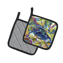Load image into Gallery viewer, Crab All Over Pot Holders - Set of 2 Decorative Kitchen Helpers | Made in the USA 8512PTHD