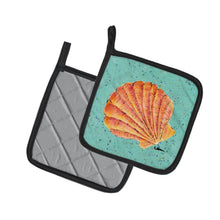 Load image into Gallery viewer, Shells Pot Holders - Set of 2 Decorative Kitchen Helpers | Made in the USA 8523PTHD