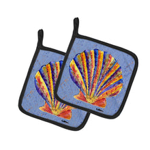 Load image into Gallery viewer, Scalloped Shell on Blue Pot Holders - Set of 2 Decorative Kitchen Helpers | Made in the USA 8525PTHD