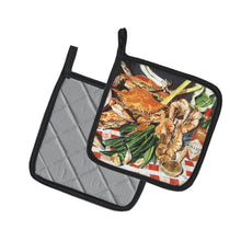 Load image into Gallery viewer, Crab Boil Pot Holders - Set of 2 Decorative Kitchen Helpers | Made in the USA 8537PTHD