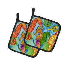 Load image into Gallery viewer, Seahorse Pot Holders - Set of 2 Decorative Kitchen Helpers | Made in the USA 8546PTHD