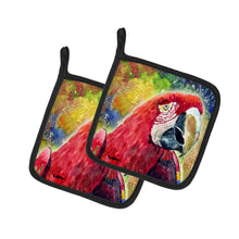 Load image into Gallery viewer, Bird - Parrot Pot Holders - Set of 2 Decorative Kitchen Helpers | Made in the USA 8607PTHD