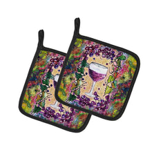 Load image into Gallery viewer, Wine Pot Holders - Set of 2 Decorative Kitchen Helpers | Made in the USA 8616PTHD