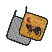 Load image into Gallery viewer, Rooster Pot Holders - Set of 2 Decorative Kitchen Helpers | Made in the USA 8651PTHD