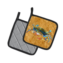 Load image into Gallery viewer, Crab Pot Holders - Set of 2 Decorative Kitchen Helpers | Made in the USA 8655PTHD