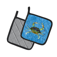 Load image into Gallery viewer, Crab Pot Holders - Set of 2 Decorative Kitchen Helpers | Made in the USA 8656PTHD