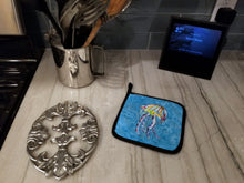 Load image into Gallery viewer, Jellyfish Pot Holders - Set of 2 Decorative Kitchen Helpers | Made in the USA 8682PTHD
