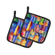 Load image into Gallery viewer, Bouys Pot Holders - Set of 2 Decorative Kitchen Helpers | Made in the USA 8723-1PTHD