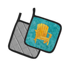 Load image into Gallery viewer, Welcome to the Trailer Pot Holders - Set of 2 Decorative Kitchen Helpers | Made in the USA 8761PTHD