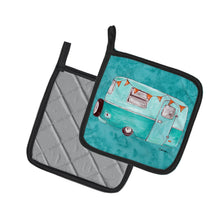 Load image into Gallery viewer, Welcome to the Trailer Pot Holders - Set of 2 Decorative Kitchen Helpers | Made in the USA 8762PTHD