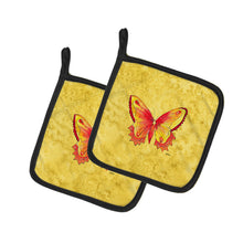Load image into Gallery viewer, Butterfly on Yellow Pot Holders - Set of 2 Decorative Kitchen Helpers | Made in the USA 8857PTHD
