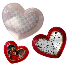 Load image into Gallery viewer, Set of Heart Dishes