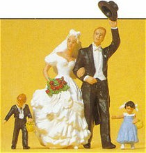 Load image into Gallery viewer, Preiser 45041 G Scale Bride, Groom, Ring Bearer &amp; Flower Girl